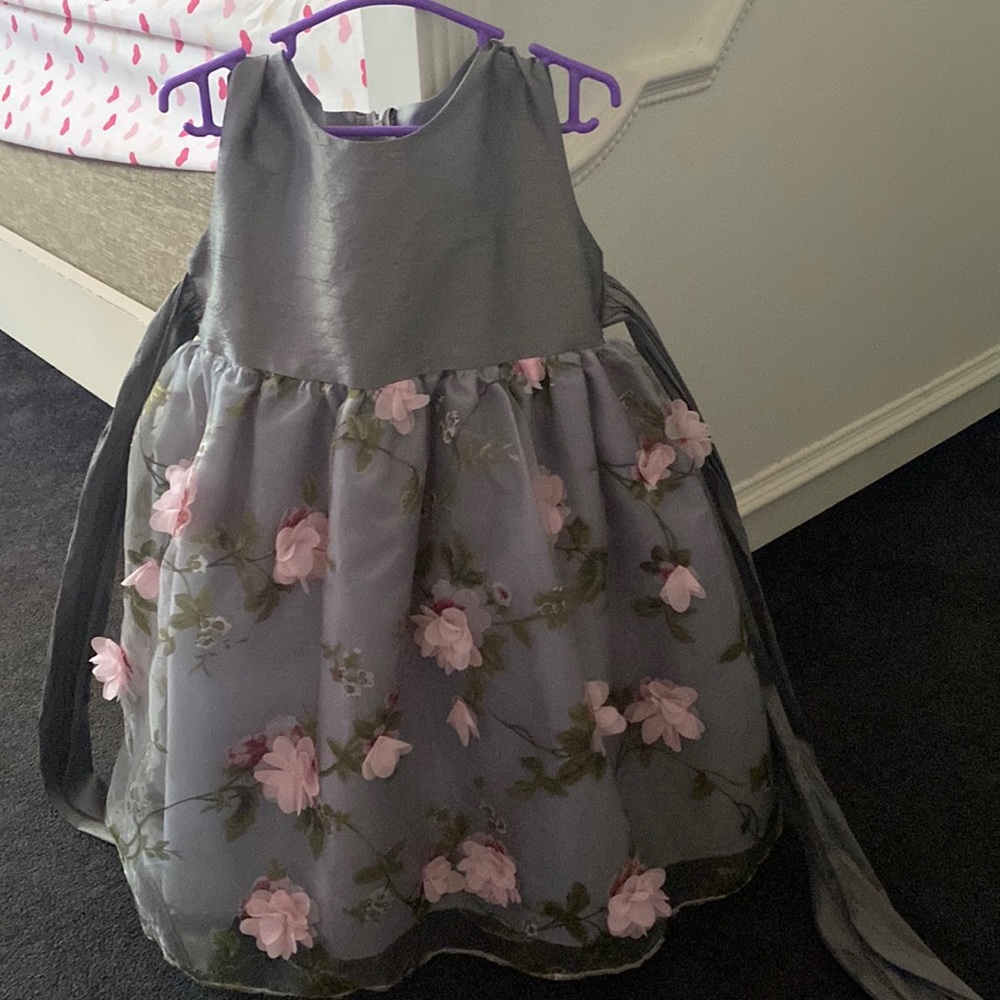Grey dress with pink flowers